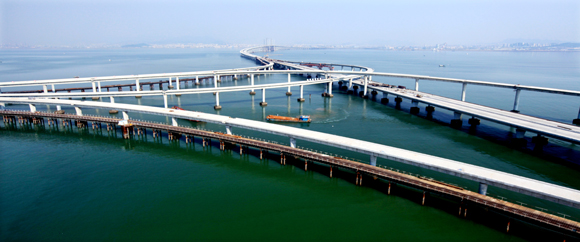 18、青島海灣大橋